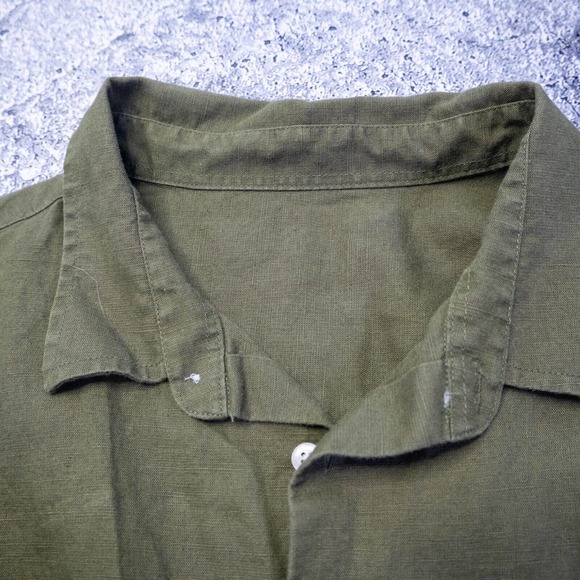 Mens Shirt XL Green Linen Button Down Long Sleeve Outdoors Minimalist Layer - Picture 13 of 16